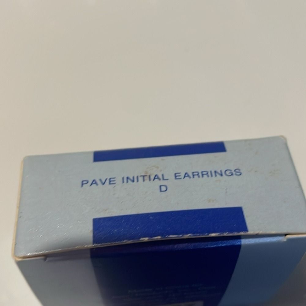 Avon 2002 Y2K sliver‎ pave initial earrings D - Picture 6 of 6